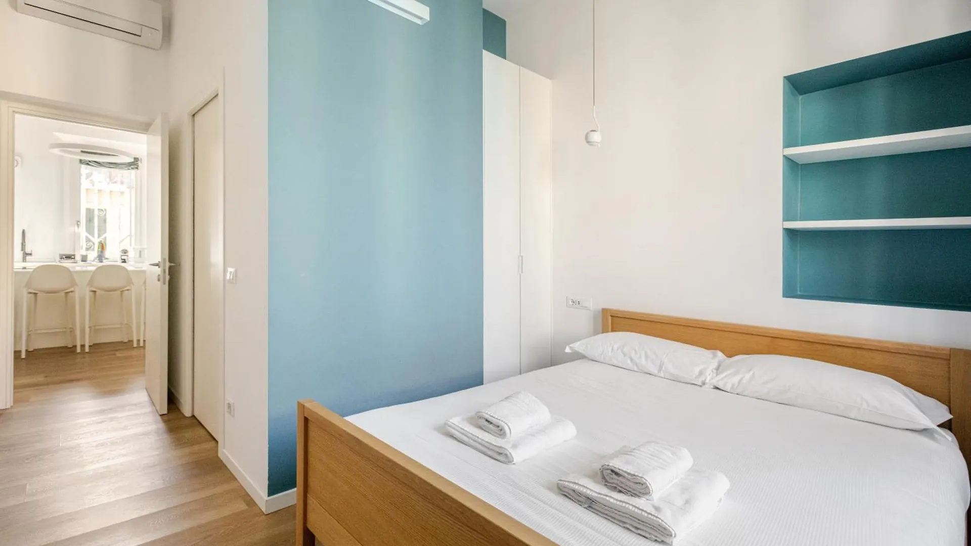 Design And Comfort In Isola In The Heart Of Milan Apartment