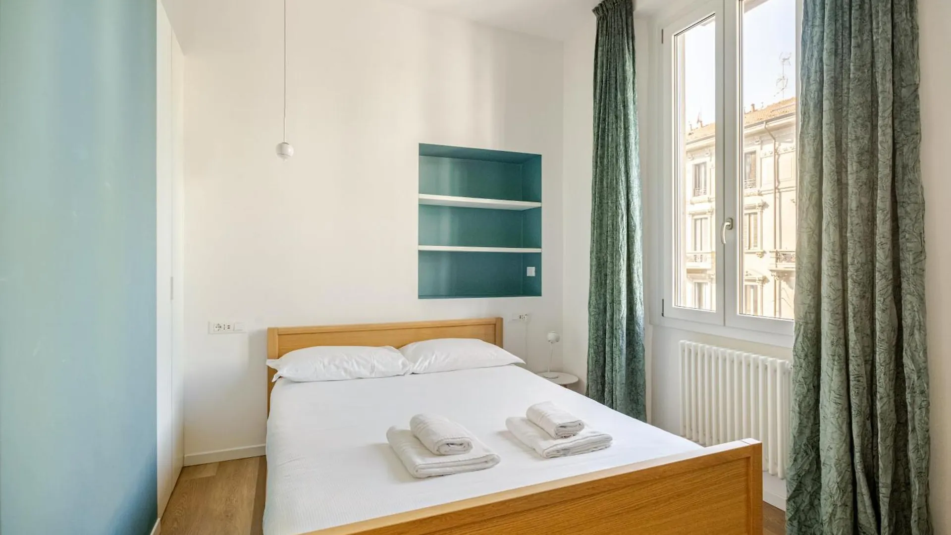 Design And Comfort In Isola In The Heart Of Milan Apartment