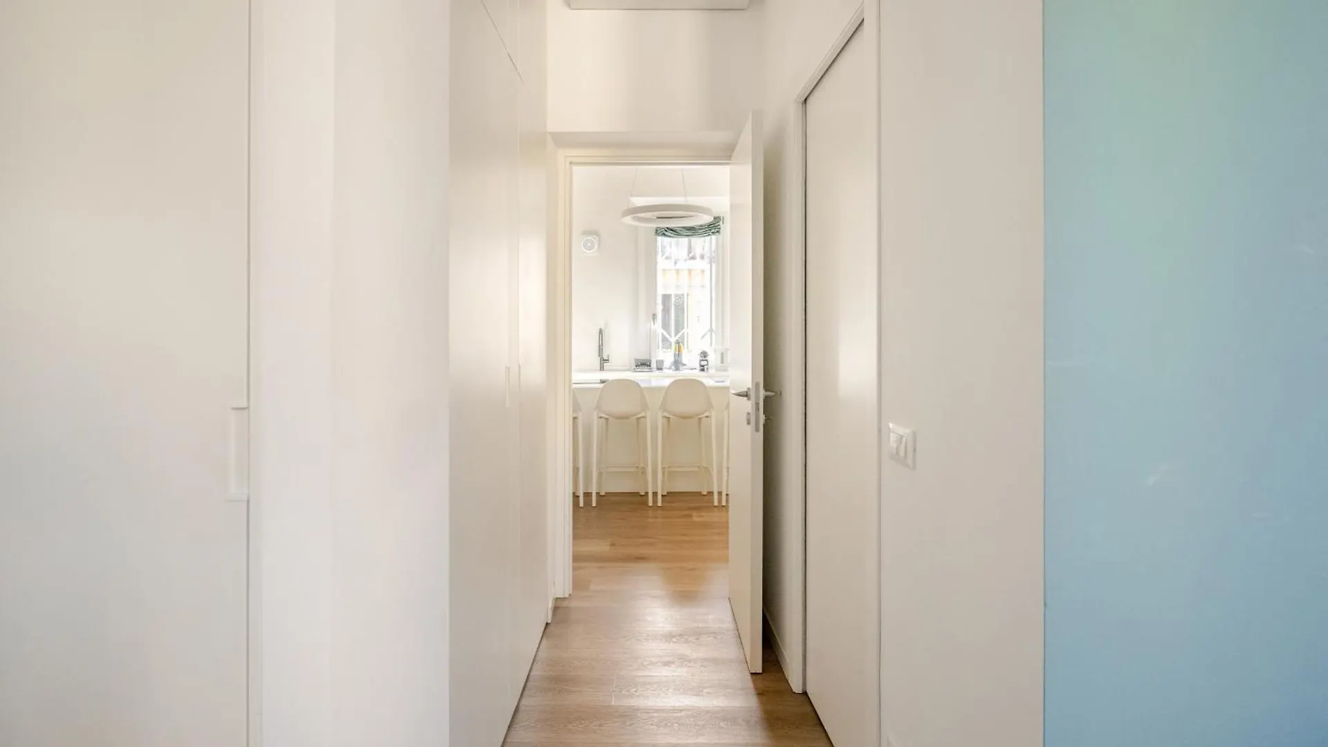 Apartment Design And Comfort In Isola In The Heart Of Milan
